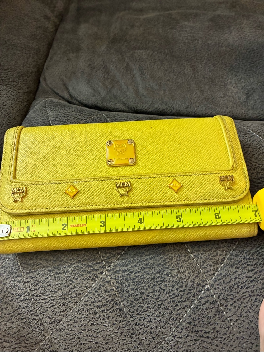 MCM Yellow Textured Leather Continental Wallet with Gold Logo Hardware - Picture 5 of 6